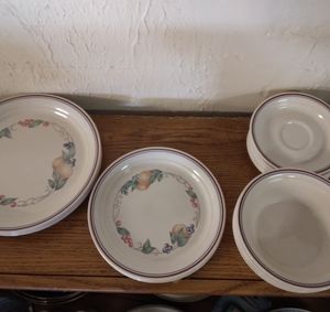 Correlle by corning dinnerware set